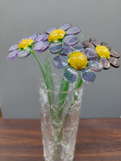 Lavender Glass Daisy - Handcrafted Long Stem Flower