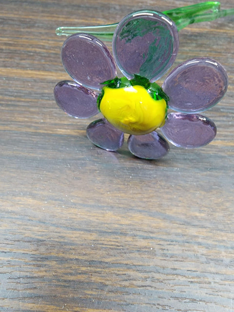 Lavender Glass Daisy - Handcrafted Long Stem Flower