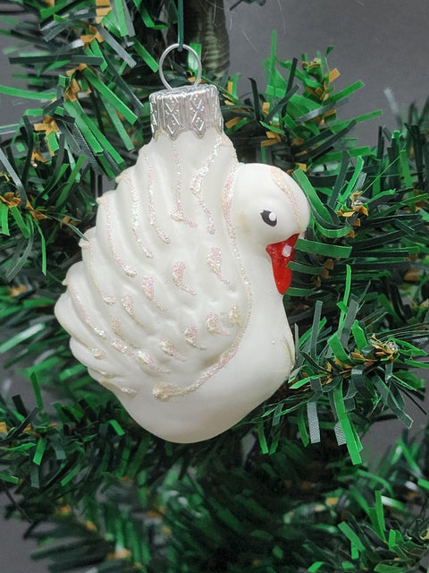 Swan Glass Shape Ornament