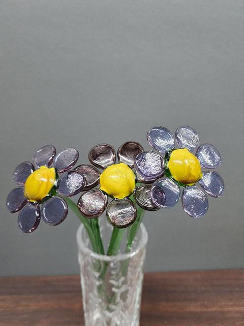 Lavender Glass Daisy - Handcrafted Long Stem Flower