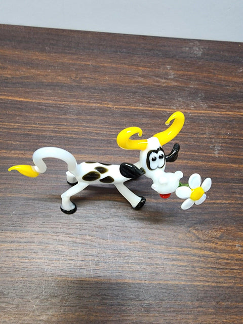 White Glass Cow With Daisy Figurine, Handmade Murano Quality Design - Large